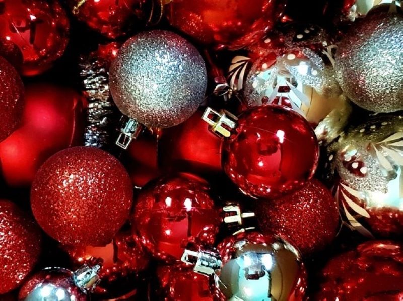 red small ornaments