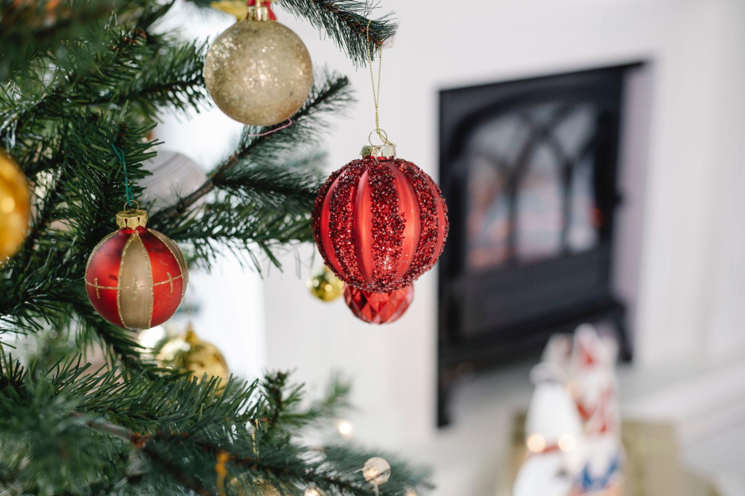 The Most Realistic Artificial Christmas Trees on the Market: A Comprehensive Guide